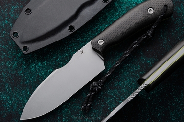 NÓŻ MYŚLIWSKI SURVIVALOWY EDC CWANIAK 17 CPM 3V WŁÓKNO WĘGLOWE AK
